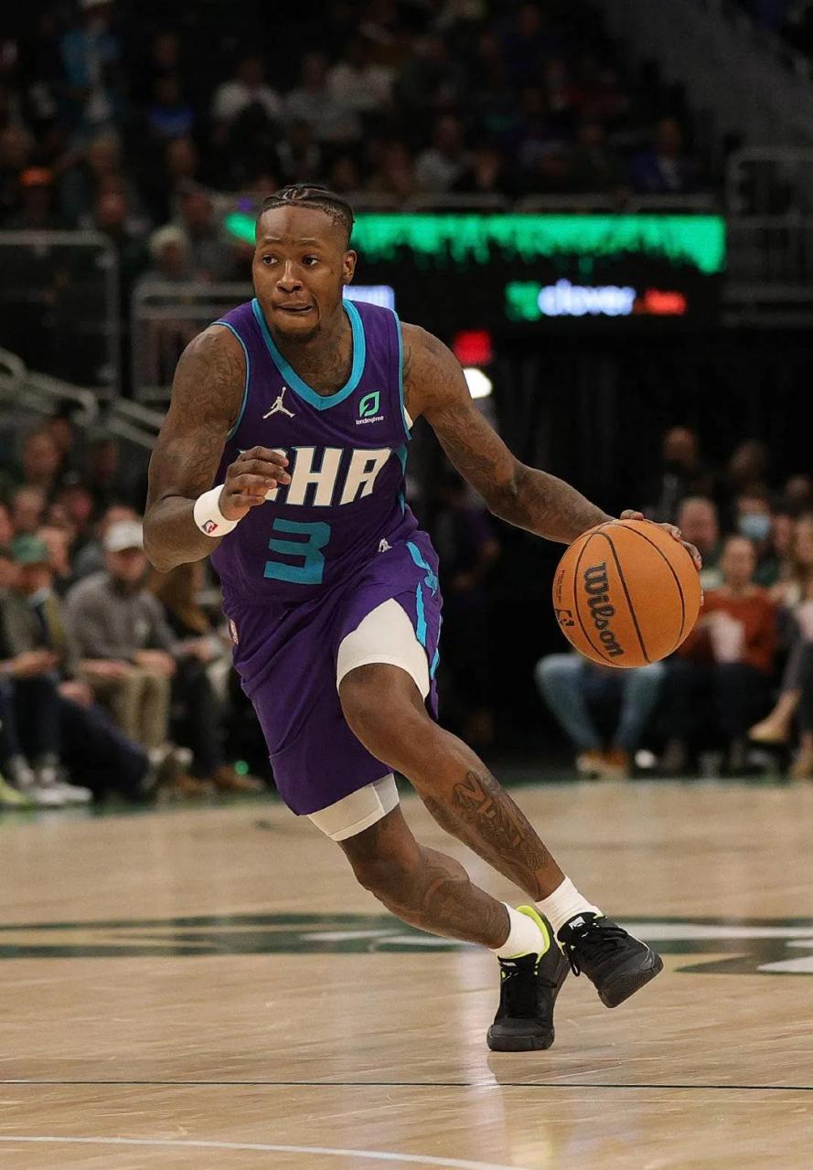 kaiyun 官网-夏洛特黄蜂刷新队史纪录备战NBA总决赛今晚AC米兰迎来里程碑，多特蒙德加时末段回应争议直接炸裂-kaiyun 官网